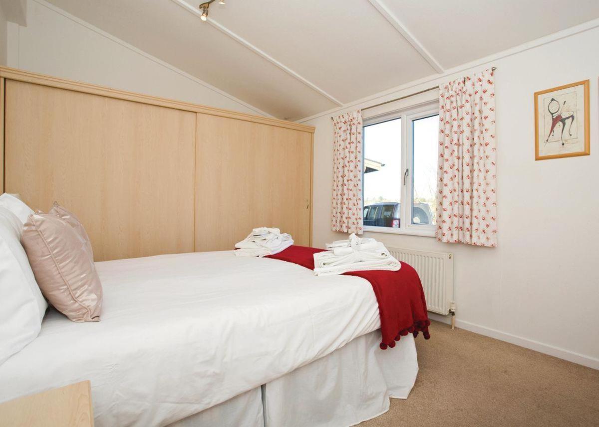 Dacre Lakeside Park Hotel Brandesburton Zewnętrze zdjęcie