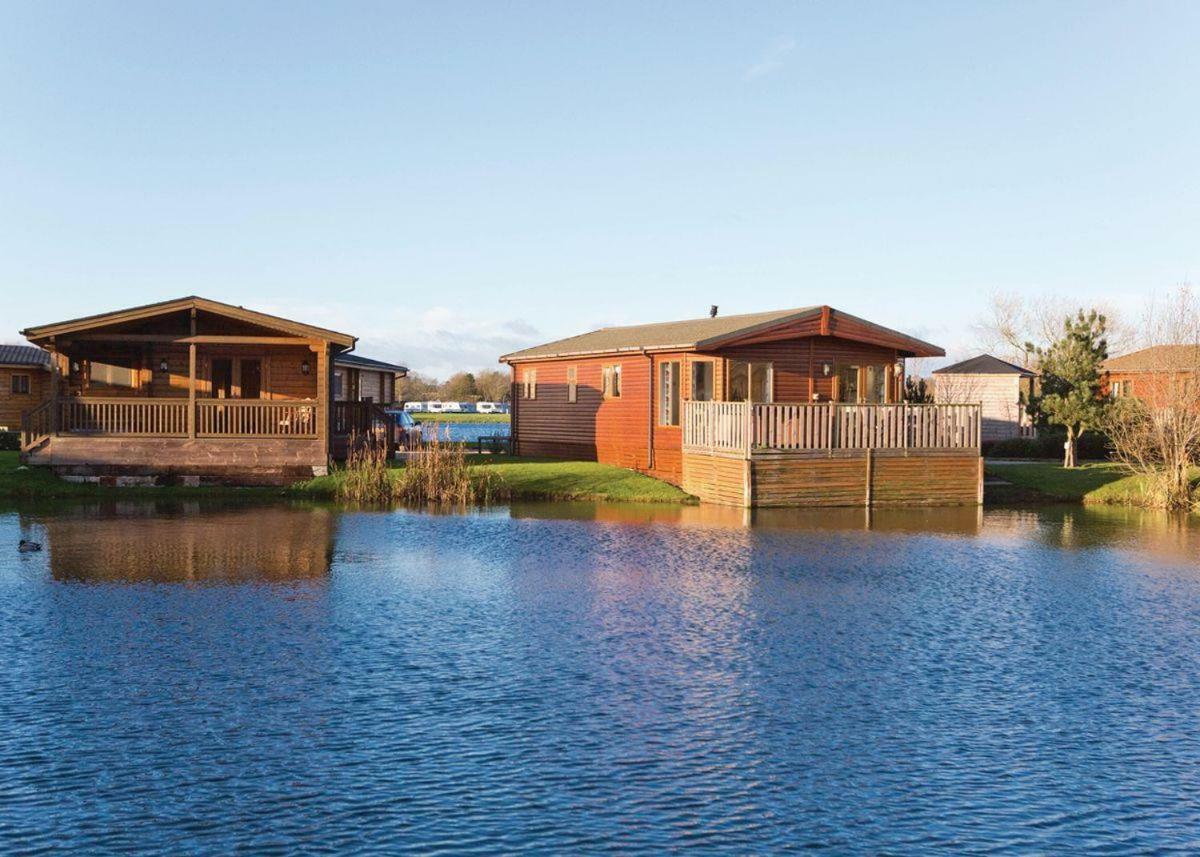 Dacre Lakeside Park Hotel Brandesburton Zewnętrze zdjęcie